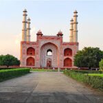 sikandra fort agra