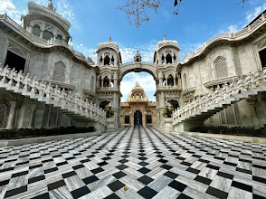 sri krishna balaram mandir mathura
