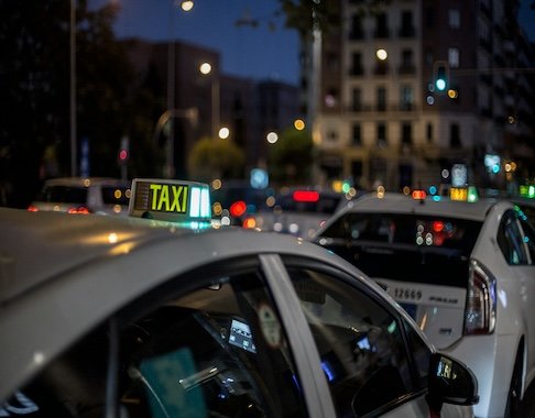 home page features taxi 2